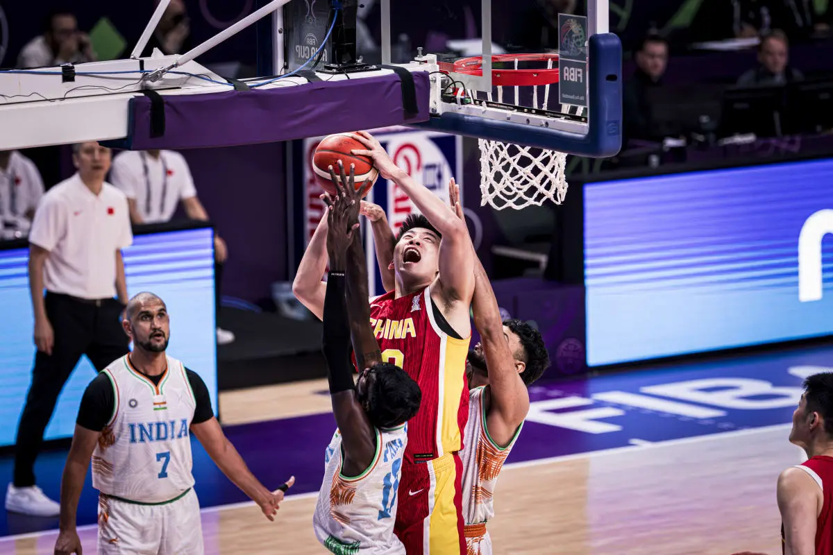 场均出场时, 然是不太重, 他的数据本